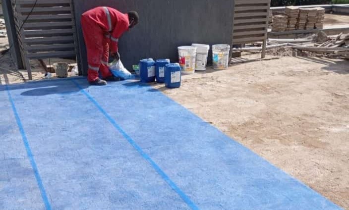 Sakimwa Quick Fix Waterproofing Company Limited delivers expert waterproofing, damp proofing, and flooring solutions for homes, offices, factories, and institutions across Nairobi and the rest of Kenya. From leaking roofs to damp walls, cracked water tanks to slippery industrial floors, we provide lasting fixes backed by real expertise and premium materials